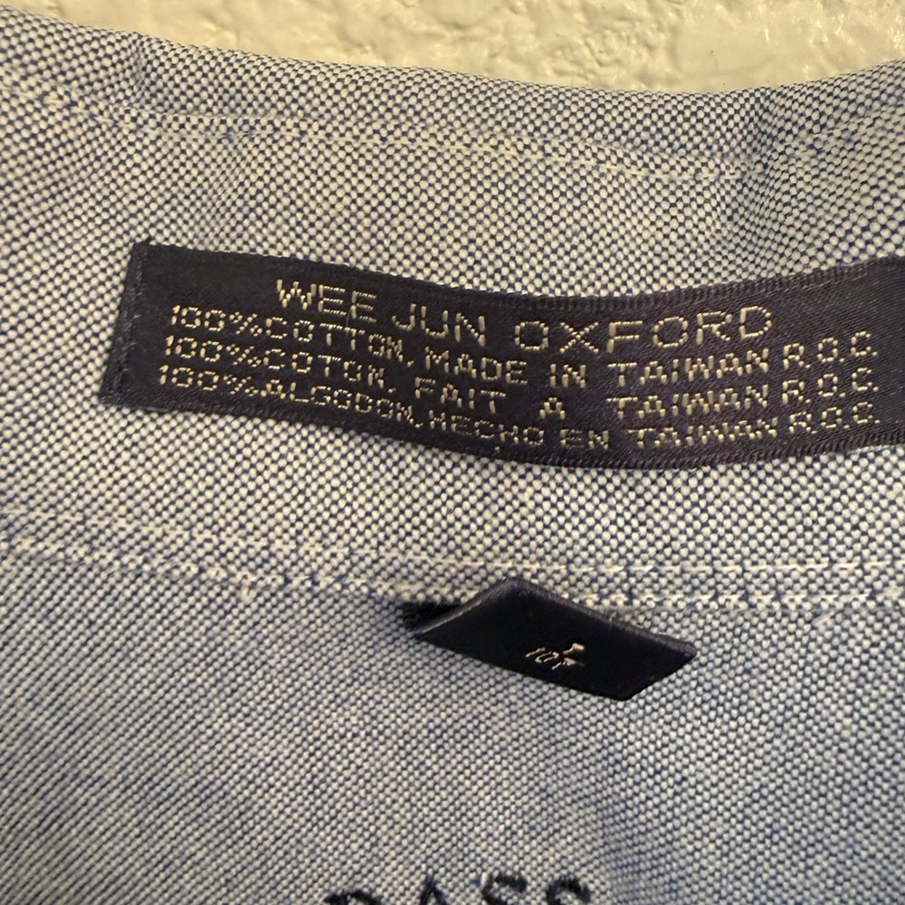 G.H. Bass & Co. 💯 % Cotton Light Blue Weejun Oxford  Shirt Button Down Collar - Picture 7 of 17